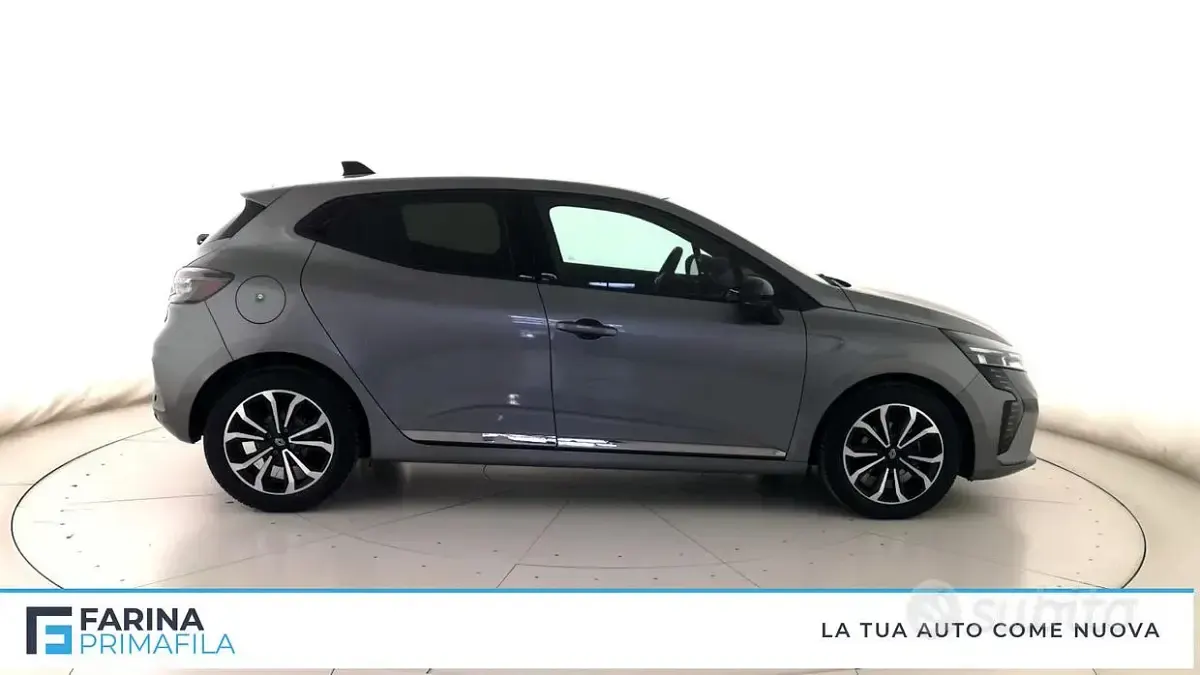 Brugt Renault Clio V Techno 91 HK (66 kW) 2025 Grå Sedan
