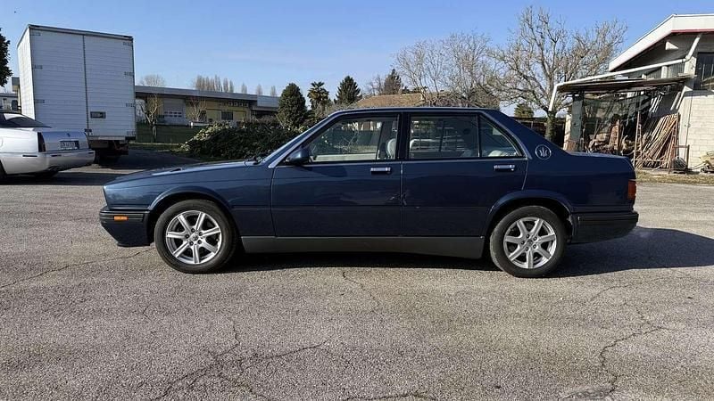Usata Maserati Biturbo 223 CV (164 kW) 1988 Blu/azzurro Berlina