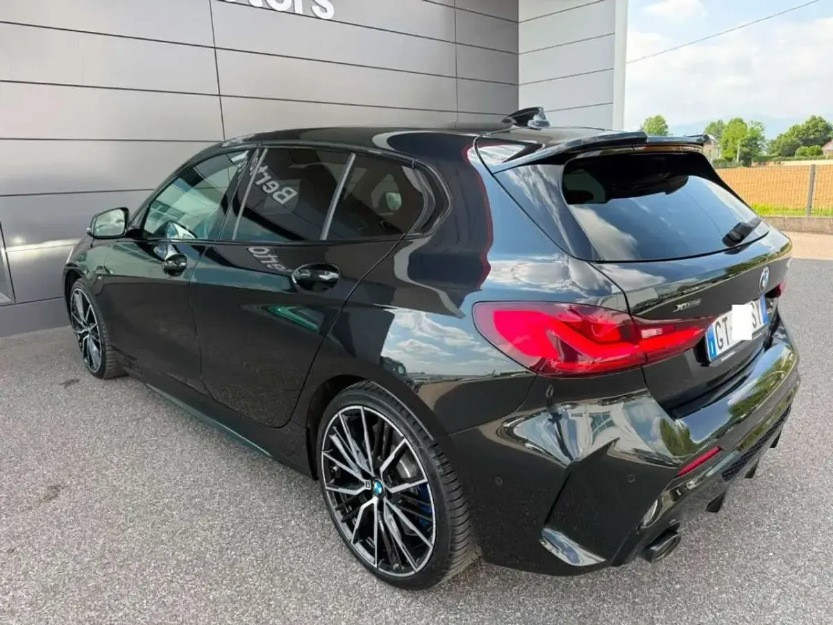 Usata BMW 135 306 CV (225 kW) 2024 Nero Utilitaria