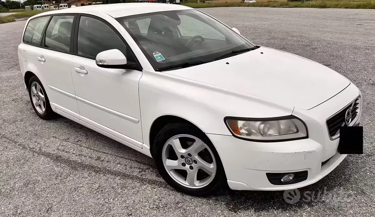 Usata Volvo V50 Plus 114 CV (83 kW) 2012 Bianco Station wagon