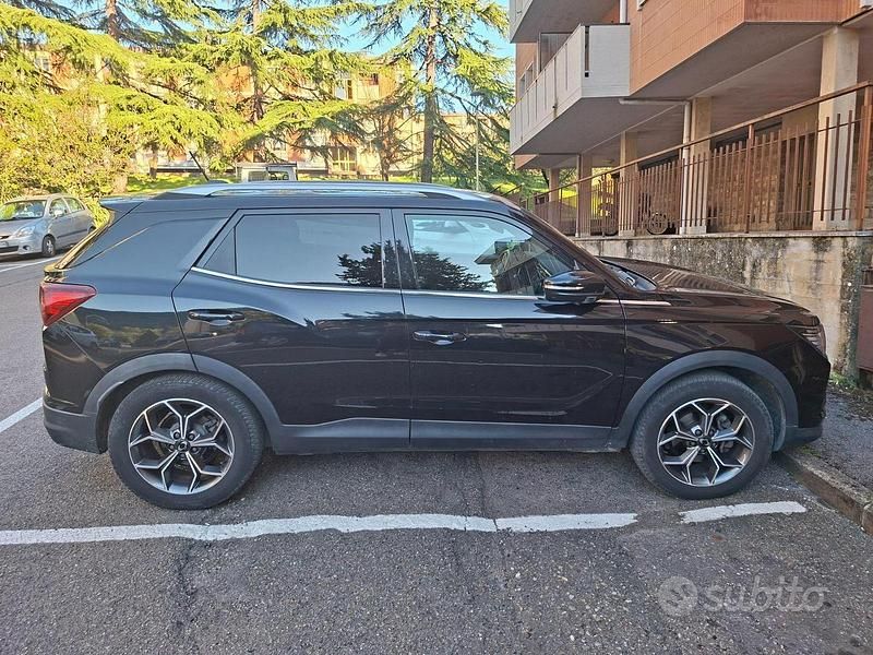 Usata Ssangyong (KGM) Korando 136 CV (100 kW) 2021 Nero SUV