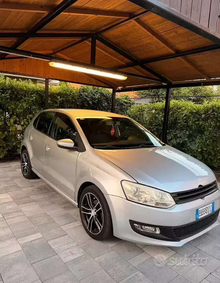 Usata VW Polo 82 CV (60 kW) 2011 Grigio Utilitaria
