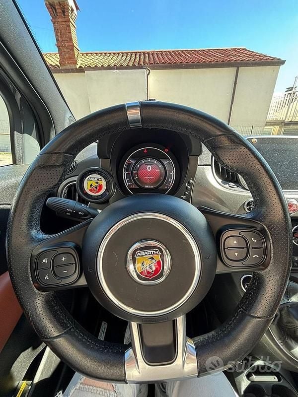 Usata Abarth 595 Turismo 165 CV (121 kW) 2022 Grigio Berlina
