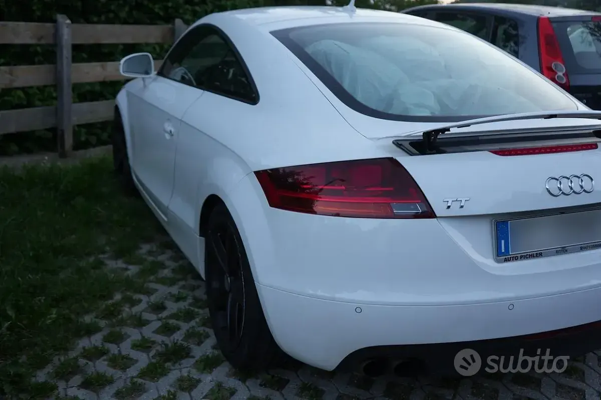 Usata Audi TT 211 CV (155 kW) 2010 Bianco Coupé