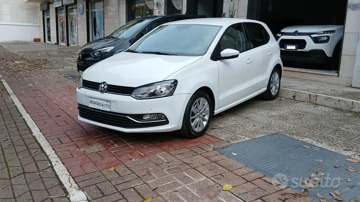 Usata VW Polo Highline 75 CV (55 kW) 2016 Bianco Berlina