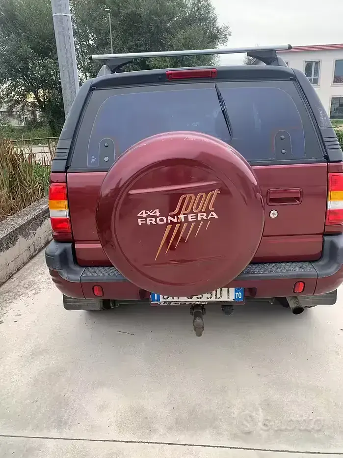 Usata Opel Frontera 115 CV (84 kW) 2000 Rosso SUV