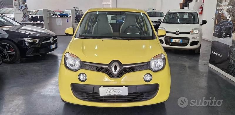Usata Renault Twingo 90 CV (66 kW) 2015 Giallo Utilitaria