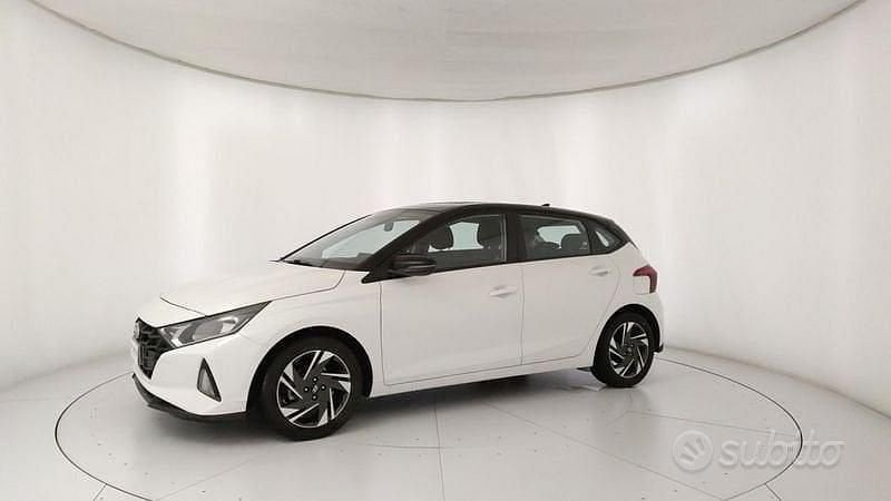 Usata Hyundai i20 84 CV (61 kW) 2023 Bianco Utilitaria