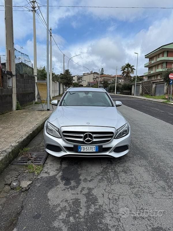 Usata Mercedes C200 Exclusive 135 CV (99 kW) 2015 Grigio Station wagon