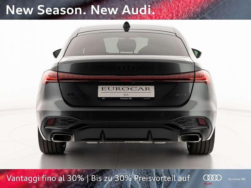 Nuova Audi A5 S-Line 299 CV (219 kW) 2025 Grigio daytona perlato Coupé