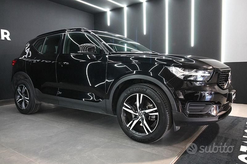 Usata Volvo XC40 R-Design 150 CV (110 kW) 2019 Nero SUV