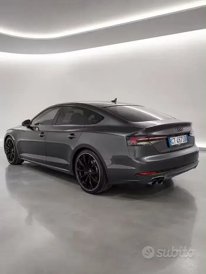 Usata Audi A5 Business 190 CV (139 kW) 2018 Grigio Coupé