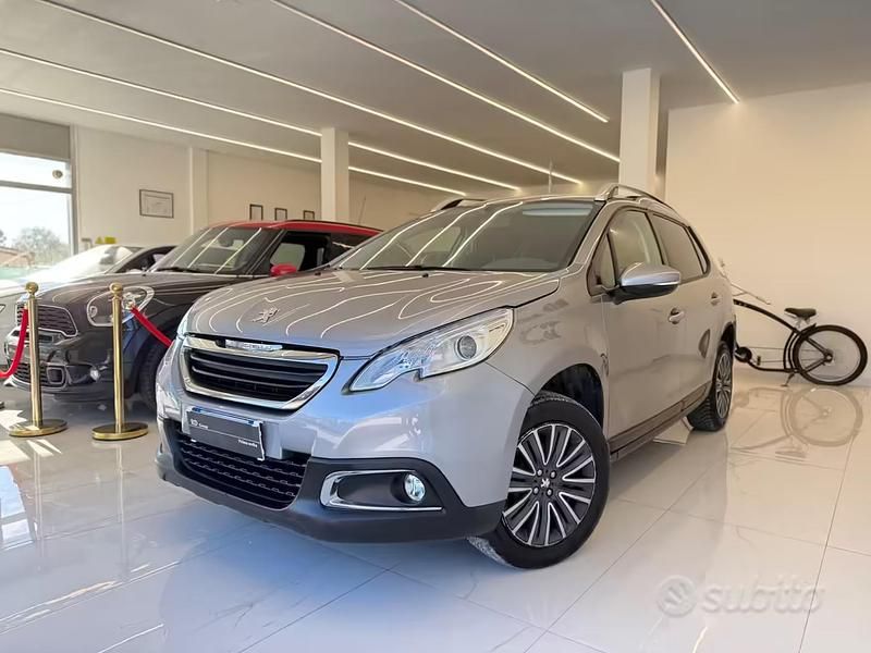 Usata Peugeot 2008 Active 82 CV (60 kW) 2016 Grigio SUV