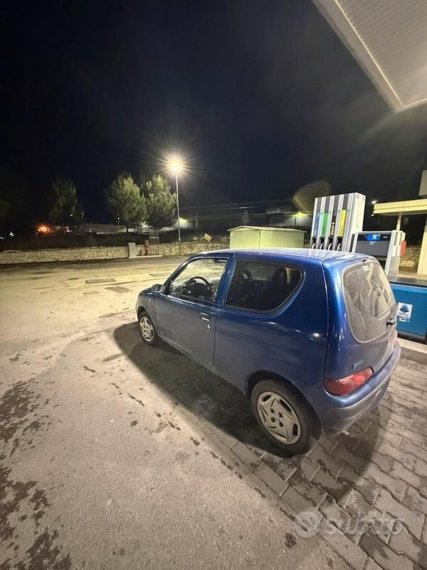 Usata Fiat 600 2001 Blu Utilitaria