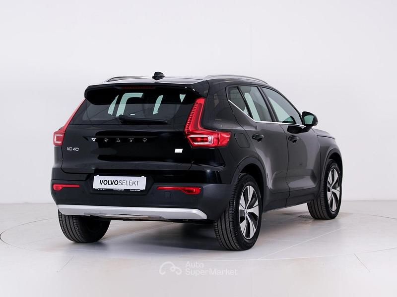 Usata Volvo XC40 Core 129 CV (94 kW) 2022 Nero SUV