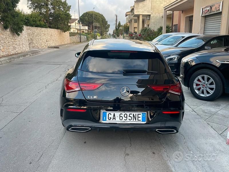 Usata Mercedes CLA180 Shooting Brake Premium 116 CV (85 kW) 2020 Nero Station wagon