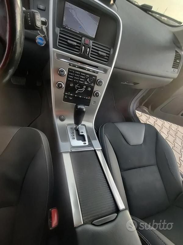 Usata Volvo XC60 Momentum 205 CV (150 kW) 2010 Nero SUV