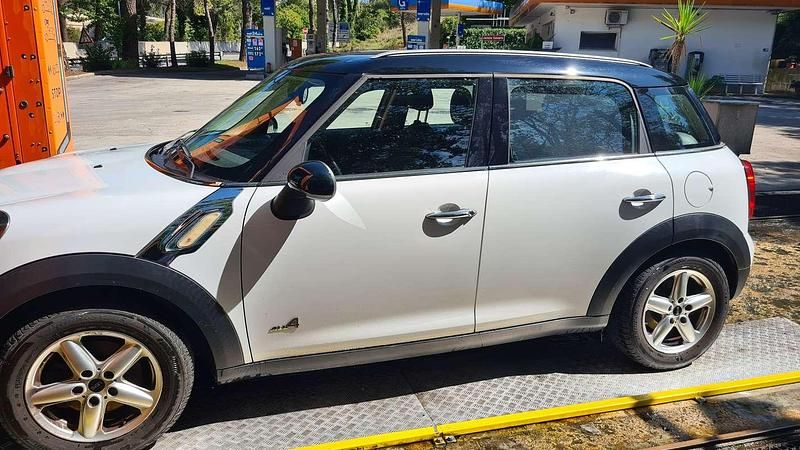 Usata Mini Cooper D Countryman 111 CV (81 kW) 2011 Bianco SUV