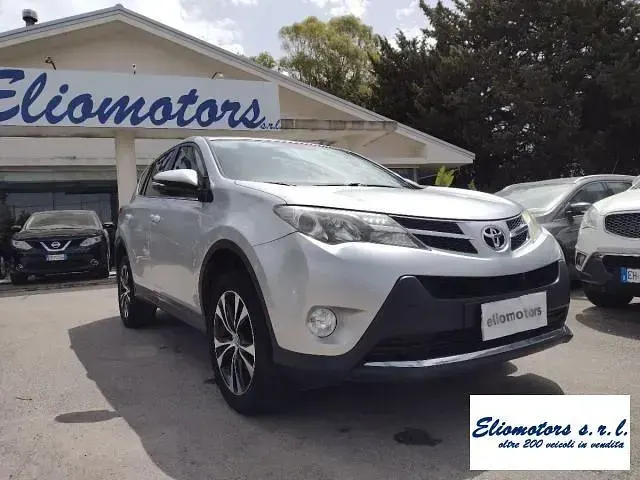 Usata Toyota RAV4 Business Edition 124 CV (91 kW) 2014 Argento SUV