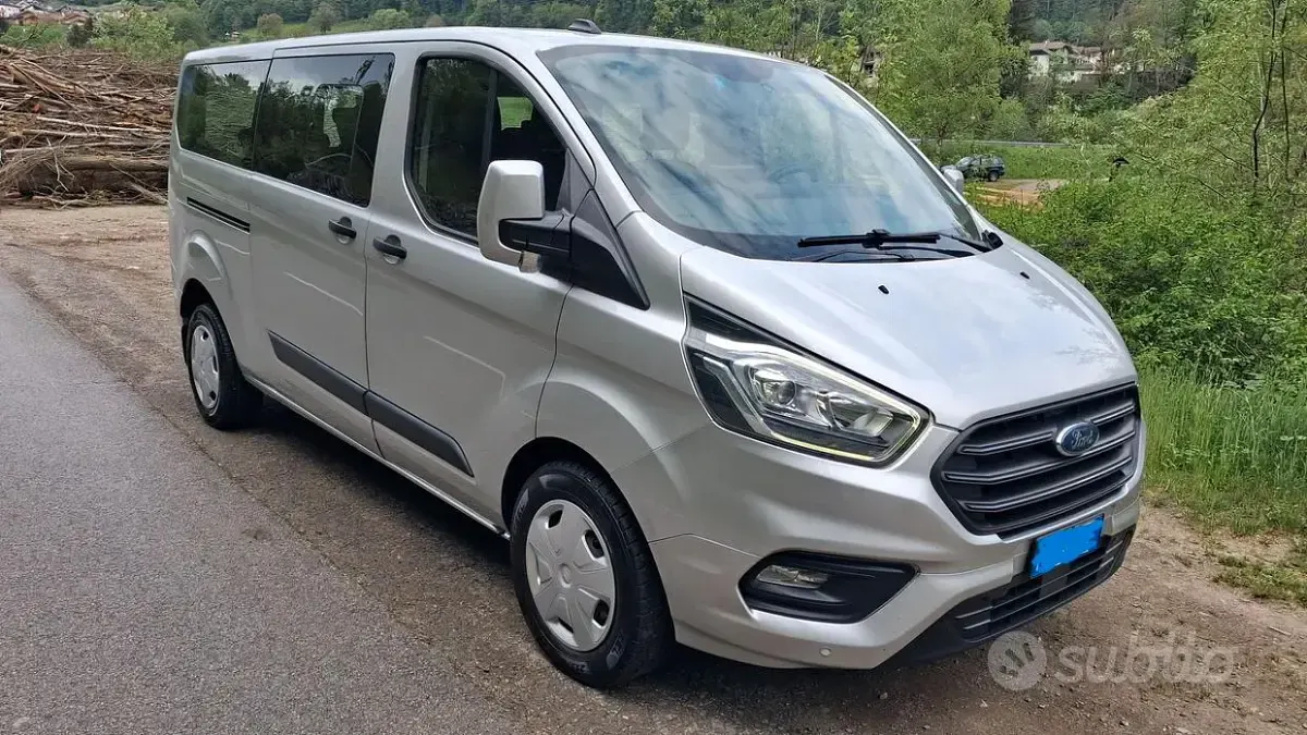 Occasion Ford Transit Custom Trend 131 ch (96 kW) 2021 Gris Monospace