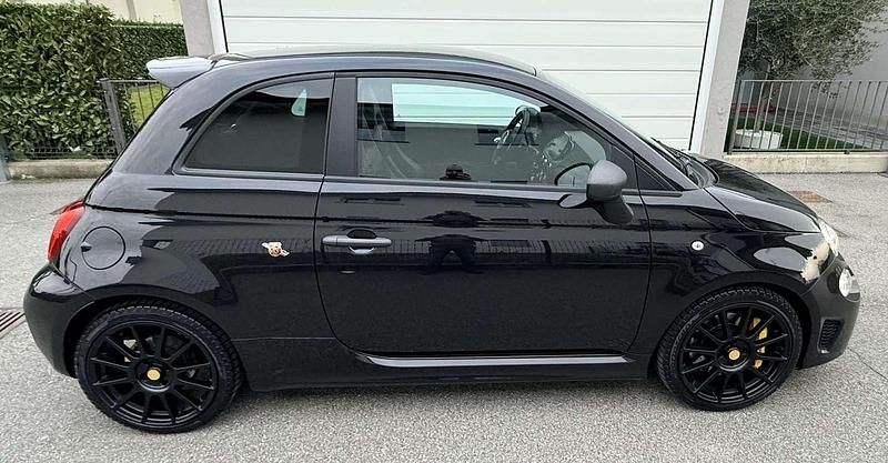 Usata Abarth 695 Competizione 179 CV (131 kW) 2023 Utilitaria