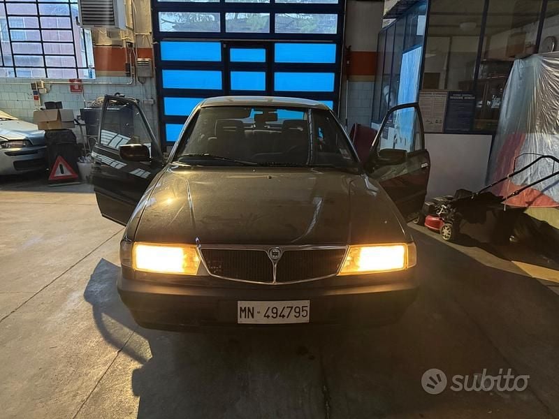 Usata Lancia Dedra 90 CV (66 kW) 1980 Nero Berlina