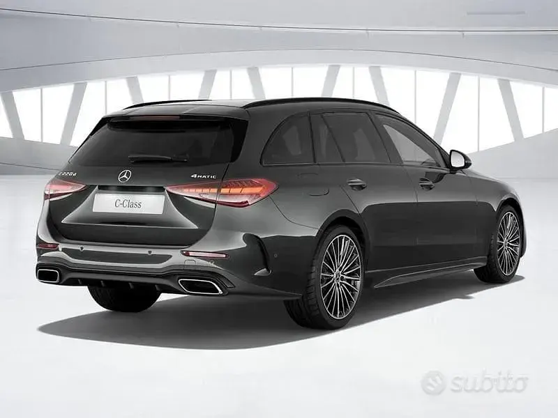 Nuova Mercedes C220 AMG 2026 Station wagon