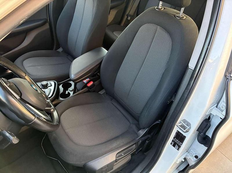 Usata BMW 218 Active Tourer 150 CV (110 kW) 2015 Bianco Monovolume