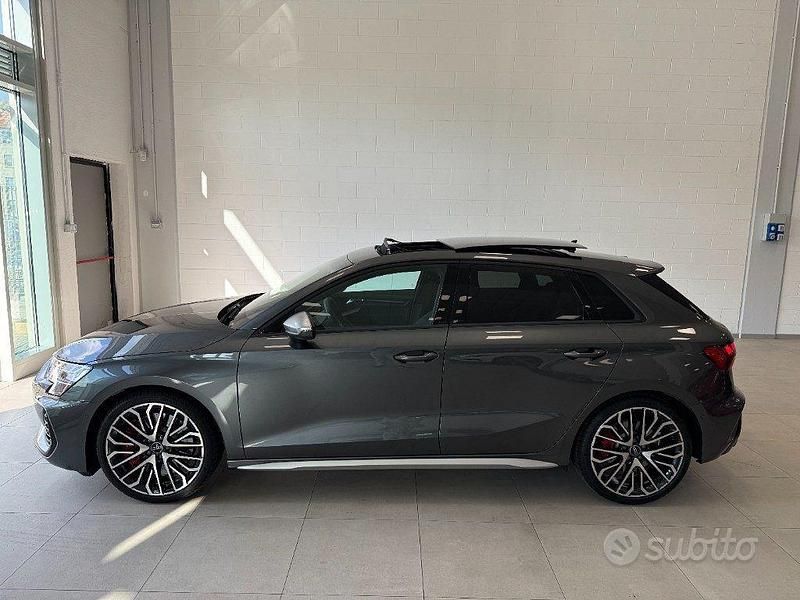 Usata Audi S3 Sport 333 CV (244 kW) 2024 Grigio(met.) Berlina