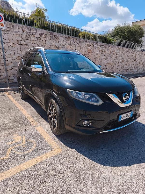 Usata Nissan X-Trail Tekna 131 CV (96 kW) 2014 Nero SUV