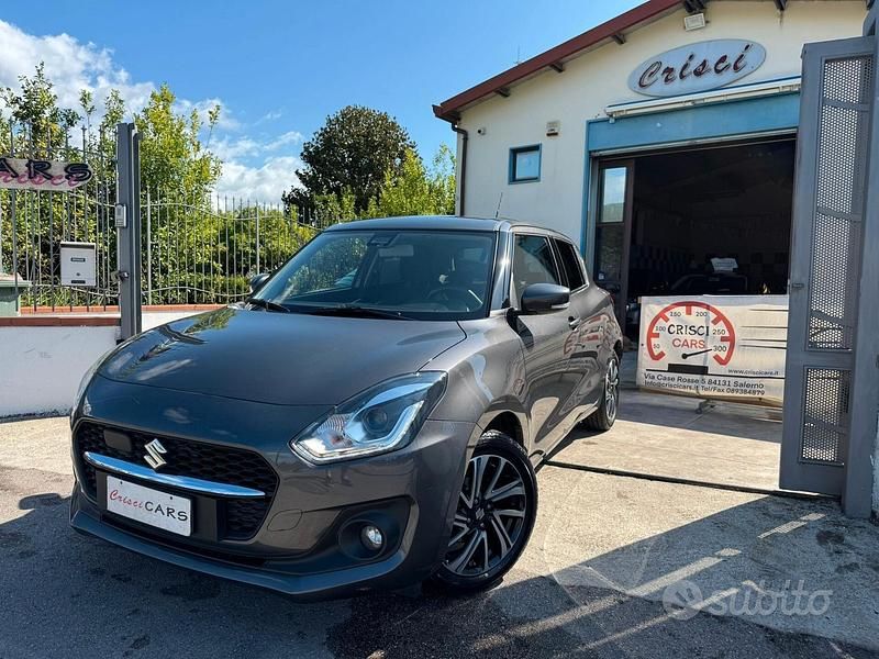 Usata Suzuki Swift 83 CV (61 kW) 2021 Grigio Utilitaria