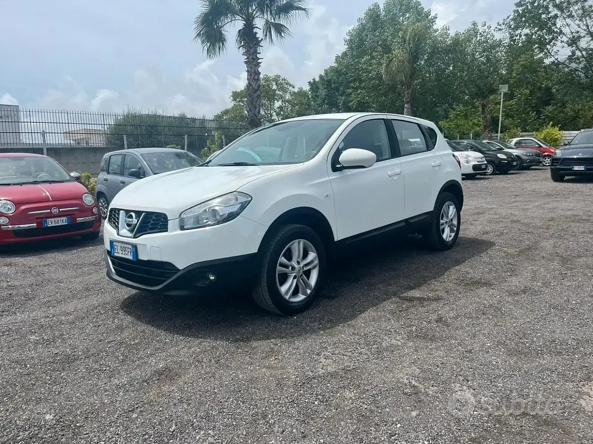 Używany Nissan Qashqai Tekna 110 KM (80 kW) 2012 Biały SUV