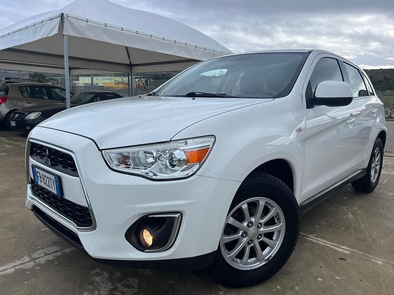 Usata Mitsubishi ASX Invite 114 CV (83 kW) 2016 Bianco SUV