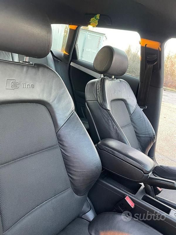 Usata Audi A3 Ambiente 140 CV (102 kW) 2005 Nero Utilitaria