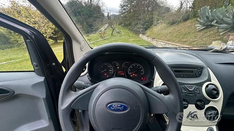 Usata Ford Ka 69 CV (50 kW) 2009 Nero Utilitaria