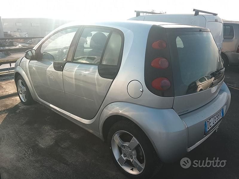 Usata Smart ForFour 2006 Grigio Utilitaria