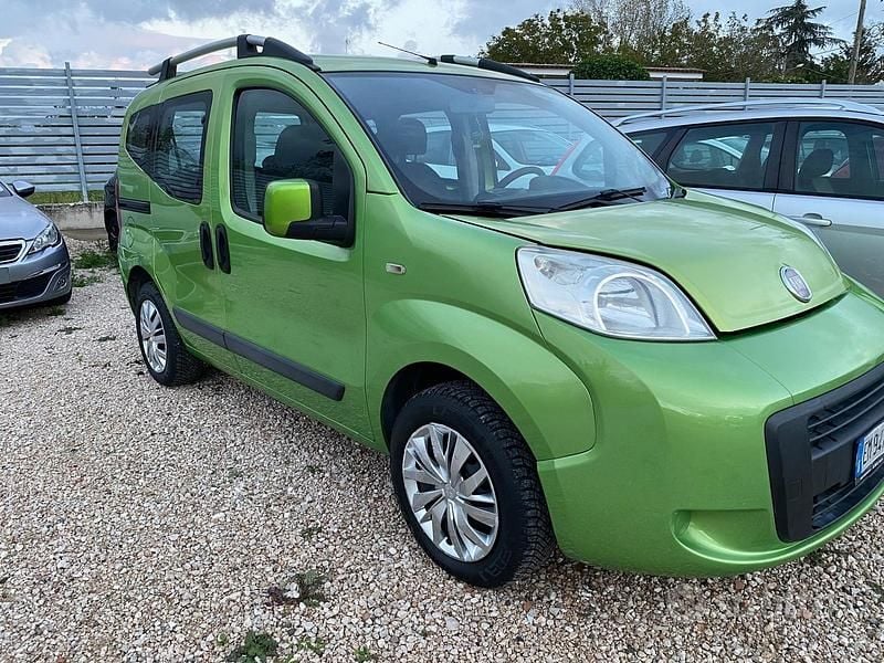 Usata Fiat Qubo Dynamic 77 CV (56 kW) 2012 Verde Monovolume