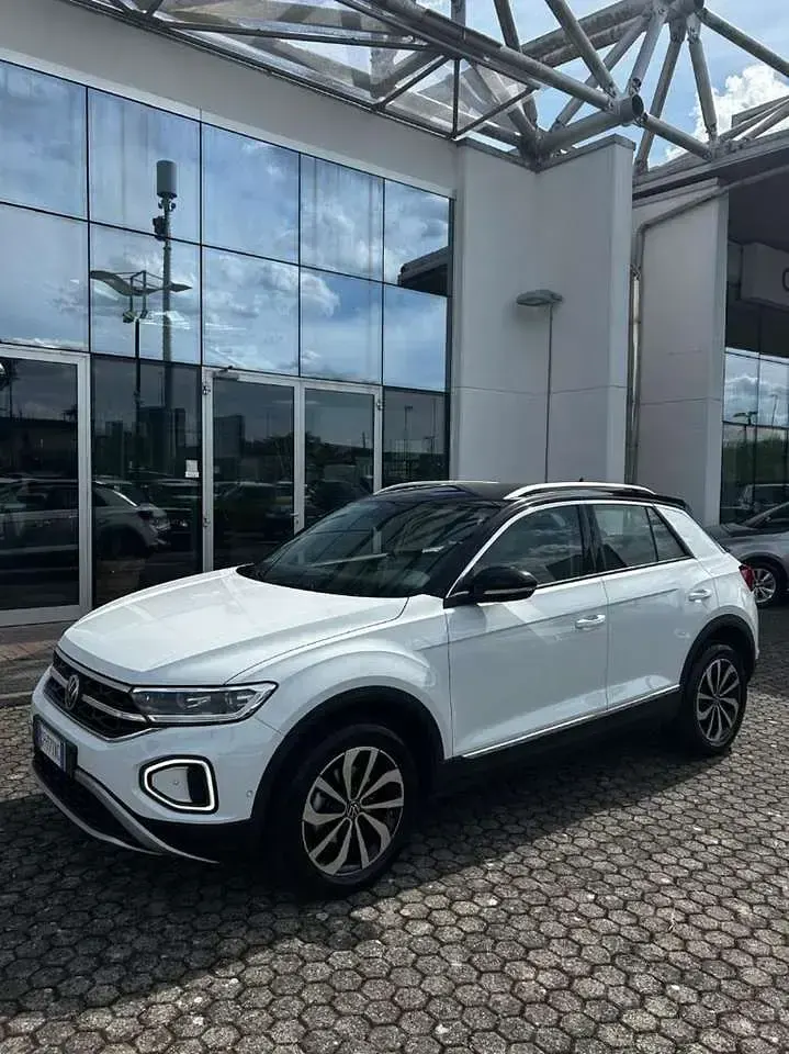 Usata VW T-Roc Style 110 CV (80 kW) 2023 Bianco SUV