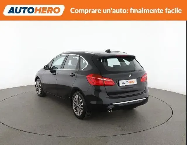 Begagnad BMW 216 Active Tourer Luxury Line 116 HK (85 kW) 2020 Svart Minibuss
