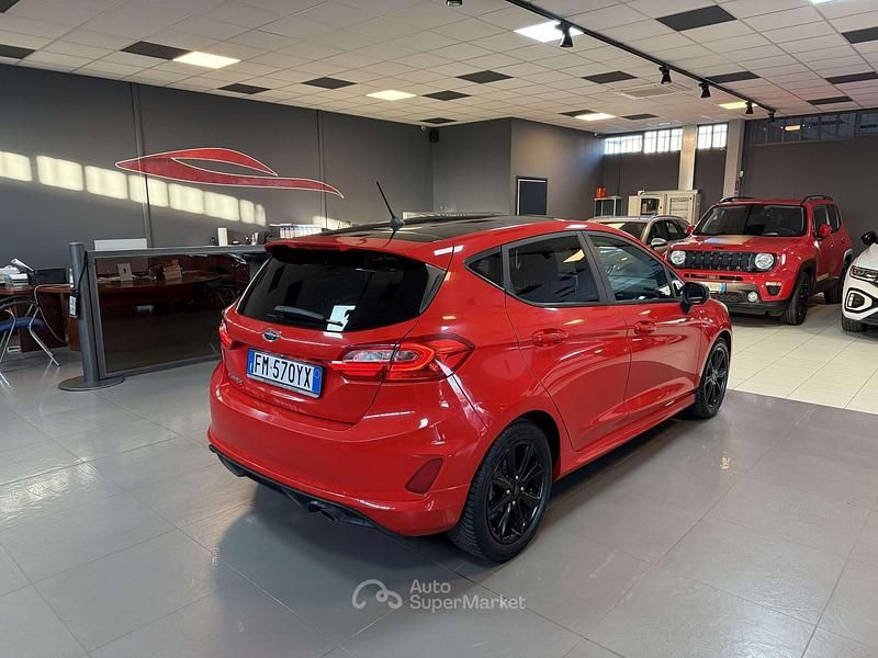 Usata Ford Fiesta ST-Line 86 CV (63 kW) 2017 Rosso Berlina