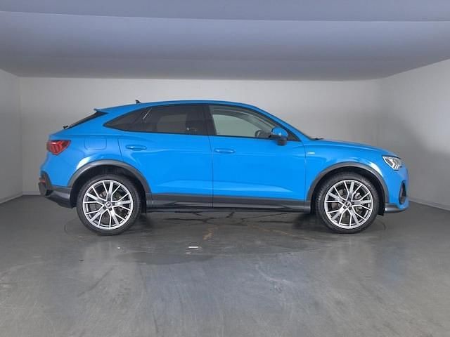 Usata Audi Q3 Sportback S-Line 200 CV (147 kW) 2020 Blu turbo SUV