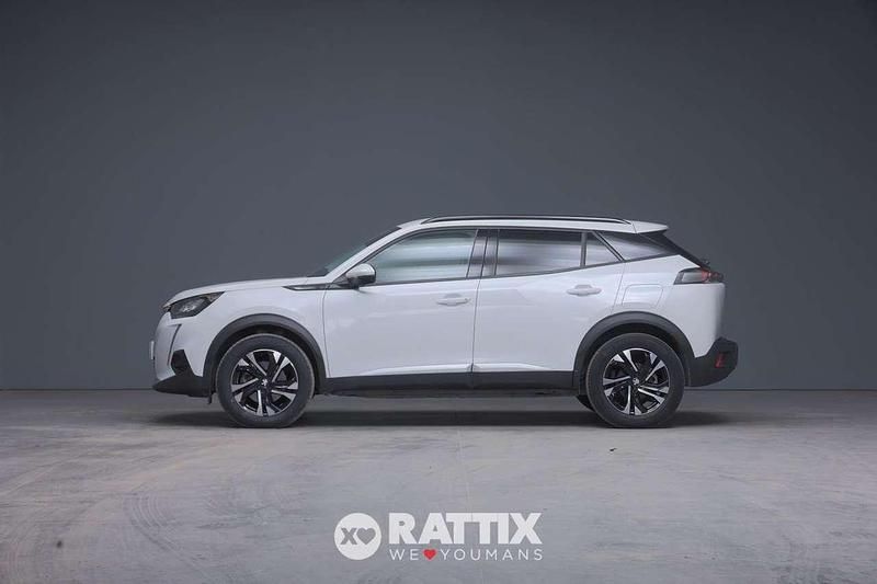 Usata Peugeot e-2008 Allure 56 kW (77 CV) 2021 Bianco madreperla SUV