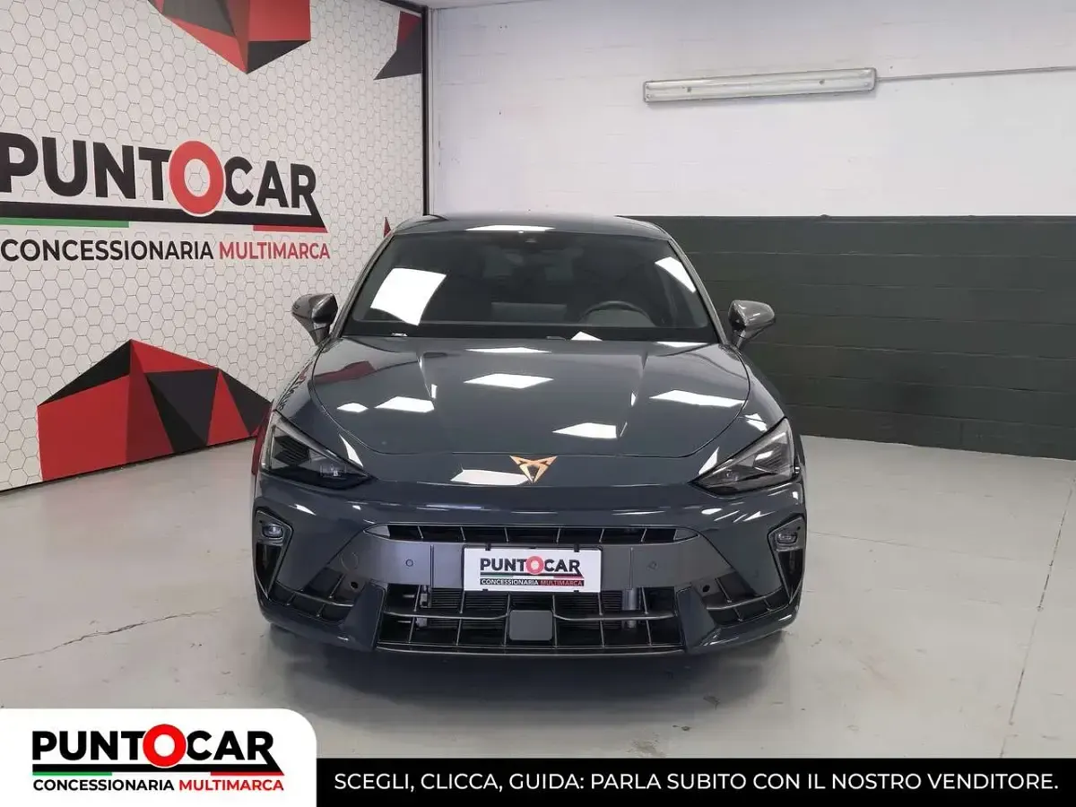 Usata Cupra Leon 150 CV (110 kW) 2025 Grigio Berlina