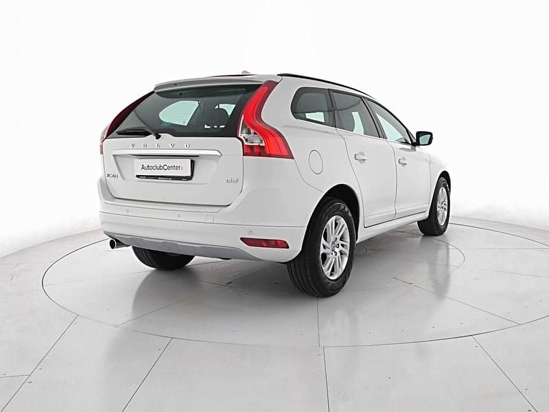 Usata Volvo XC60 Business Edition 150 CV (110 kW) 2017 Bianco SUV
