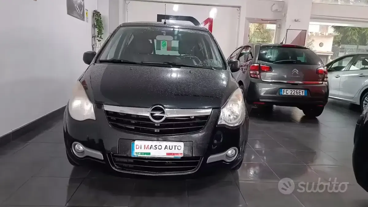 Usata Opel Agila Enjoy 94 CV (69 kW) 2011 Nero Utilitaria