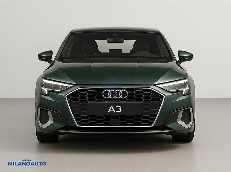 Begagnad Audi A3 Sportback Advanced Plus 116 HK (85 kW) 2025 Grön Halvkombi