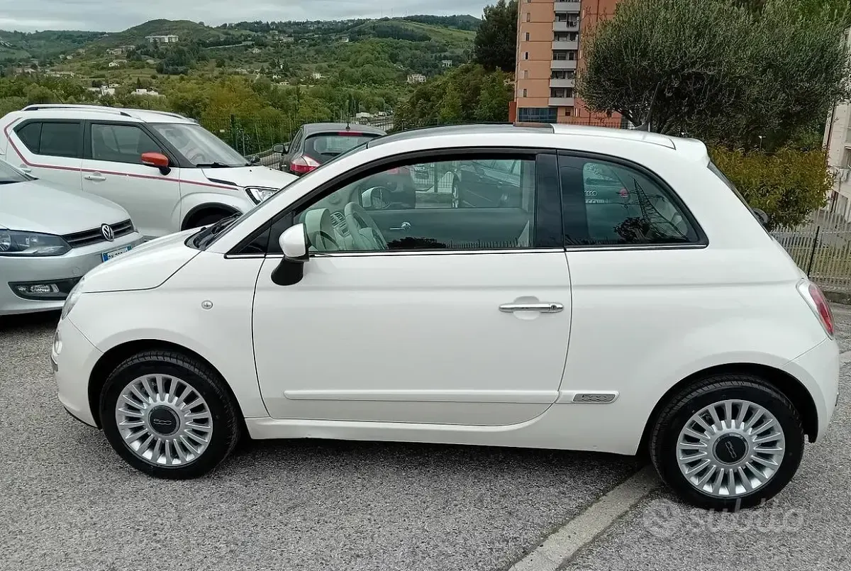 Usata Fiat 500 Lounge 69 CV (50 kW) 2013 Bianco Berlina