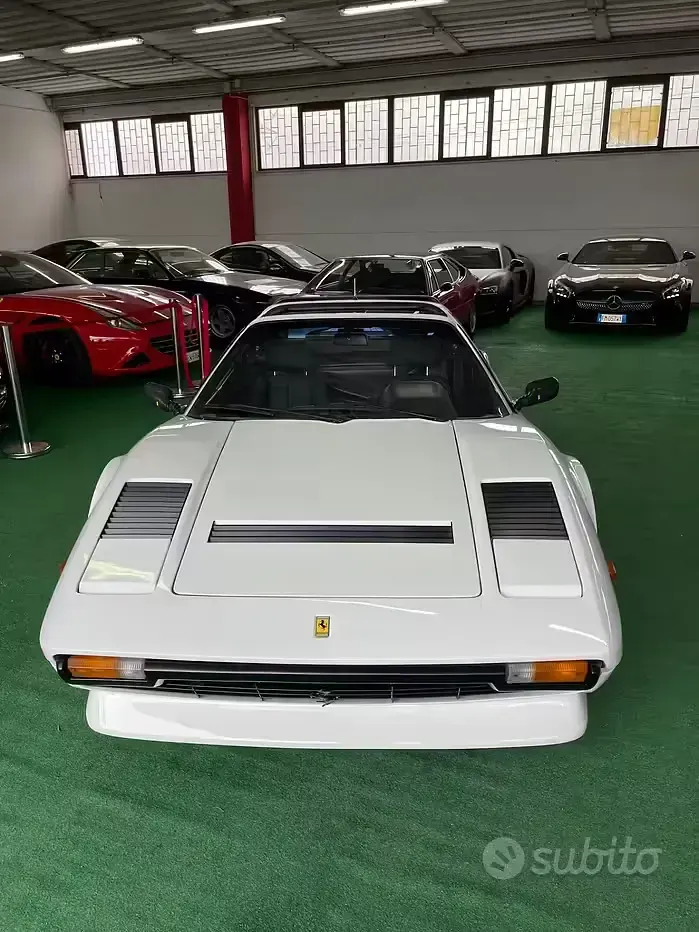 Usata Ferrari 208 220 CV (161 kW) 1984 Blu Coupé