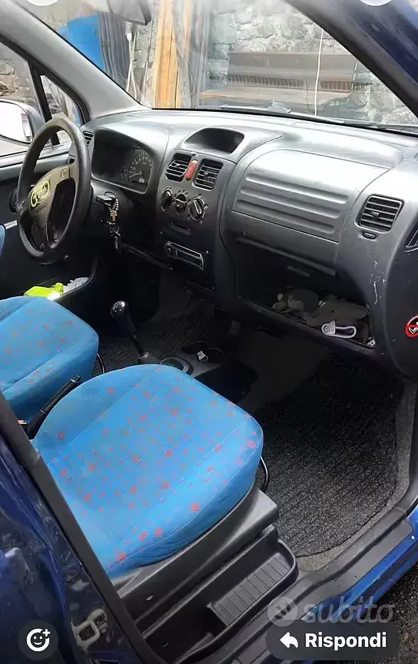 Usata Opel Agila 58 CV (42 kW) 2002 Bluazzurro Monovolume