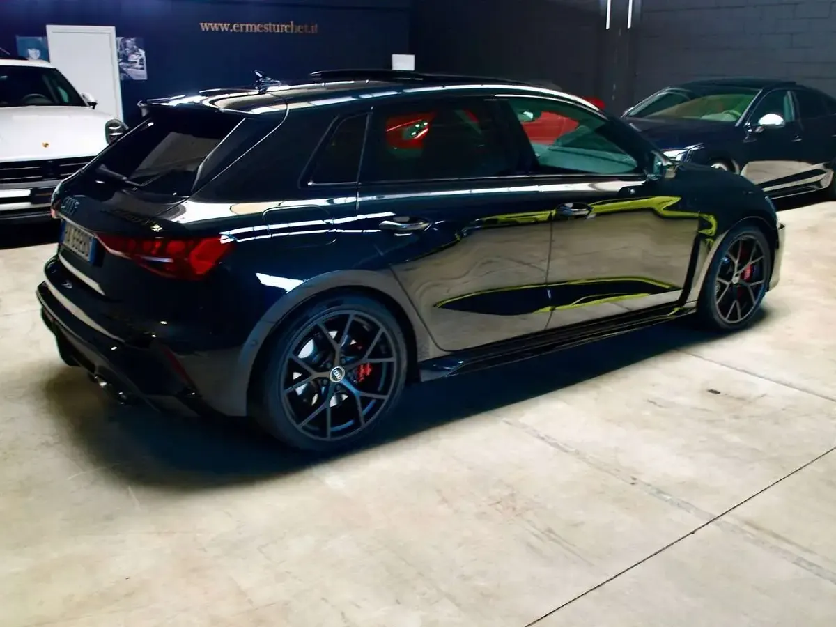 Nuova Audi RS3 Ambiente 400 CV (294 kW) 2025 Nero mytho metallizzato Berlina